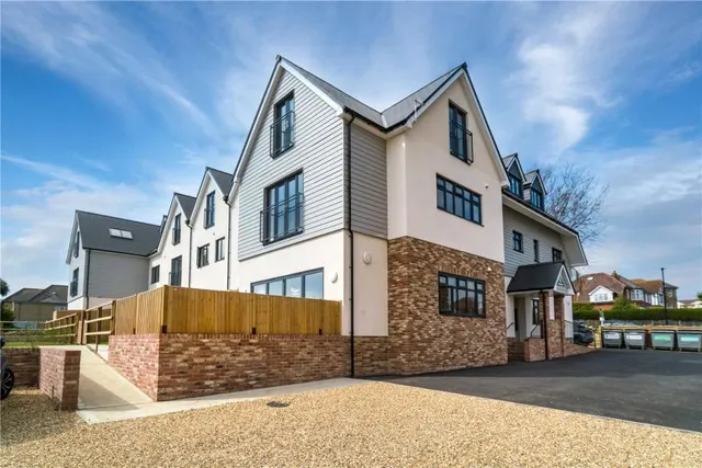 Carter Street, Sandown, PO36, photo 1
