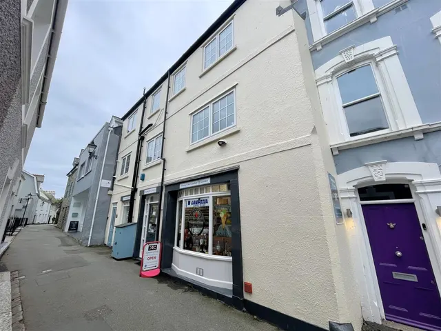 Esplanade, Fowey, photo 1