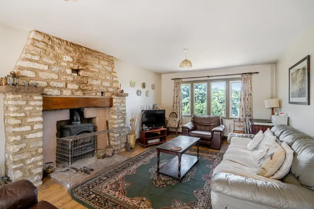 Photo 3 — Tetbury Lane, Nailsworth, GL6