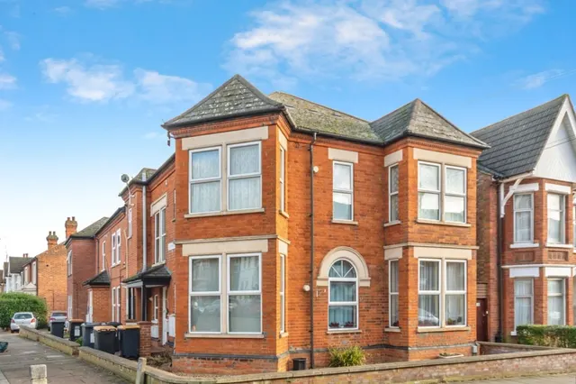 Goldington Avenue,Bedford, photo 1