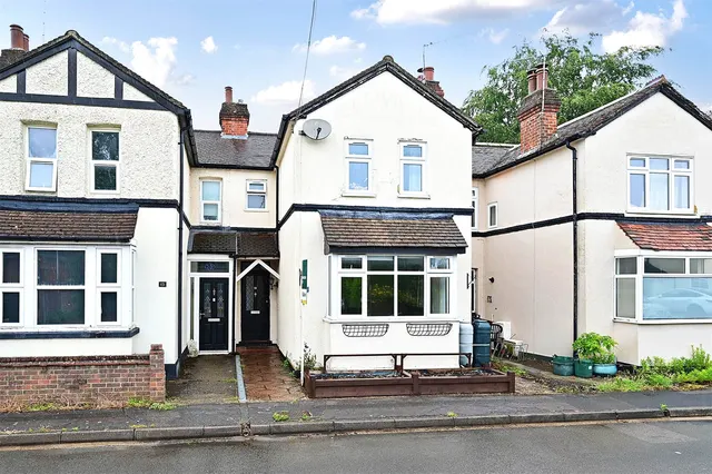 Lyndford Terrace, Fleet, Hampshire, GU52 7SE, photo 1