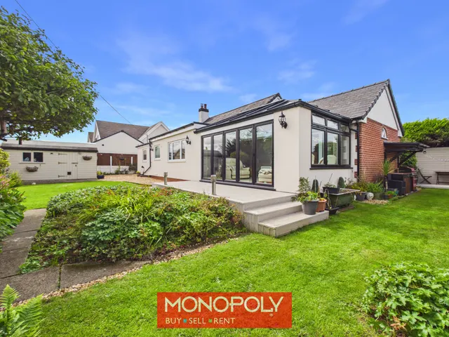 Weycote Upper Denbigh Road, St. Asaph, LL17, photo 3
