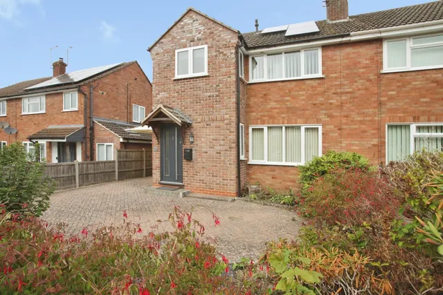 Wordsworth Road, Rugby, CV22, photo 1