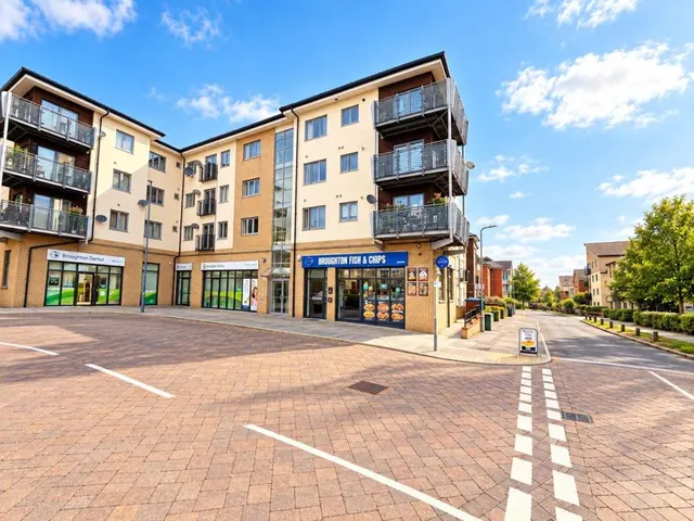 Tanfield Lane, Broughton, MK10, photo 1