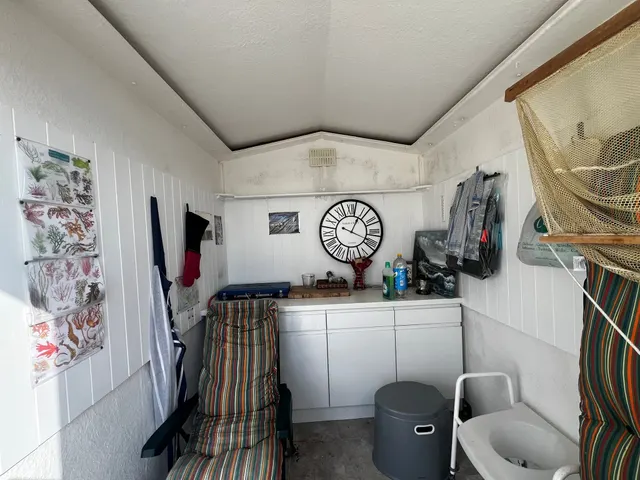 Esplanade, Seaford, BN25, photo 3