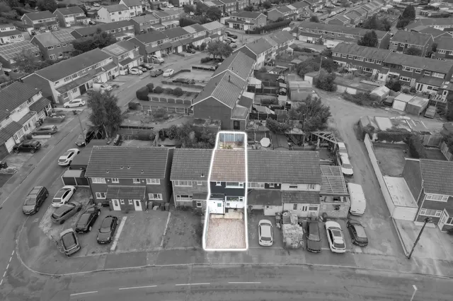 Summerfield Road, Burntwood, photo 1