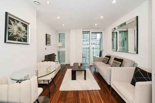 Altitude Point, London, E1, photo 1