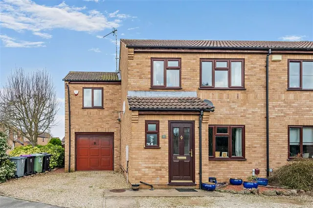 Buttercup Close, Stamford, PE9, photo 1