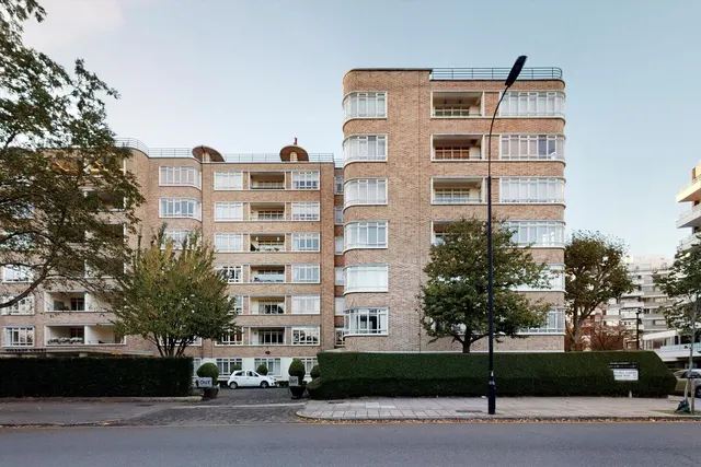 Prince Albert Road, St John's Wood, NW8, photo 3