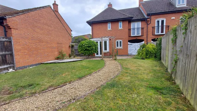 Photo 2 — Windle Drive, Bourne, PE10