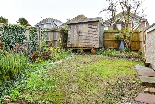 Connell Drive, Woodingdean, BN2, photo 2