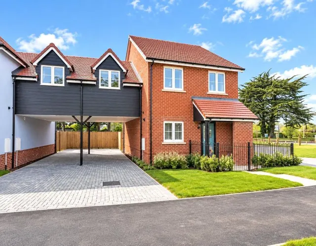 Mallow Avenue, Tiptree, CO5, photo 1