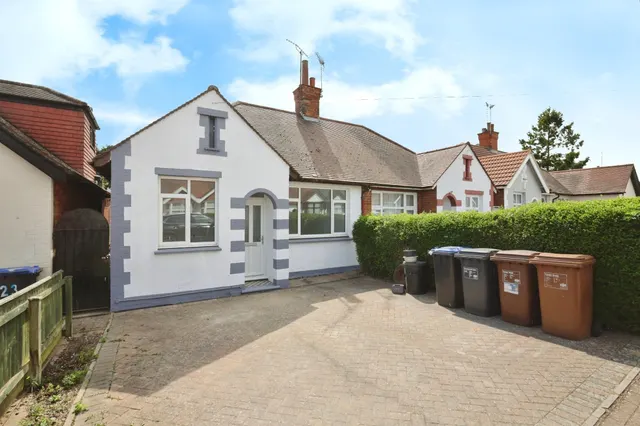 Stanton Avenue, Northampton, photo 1