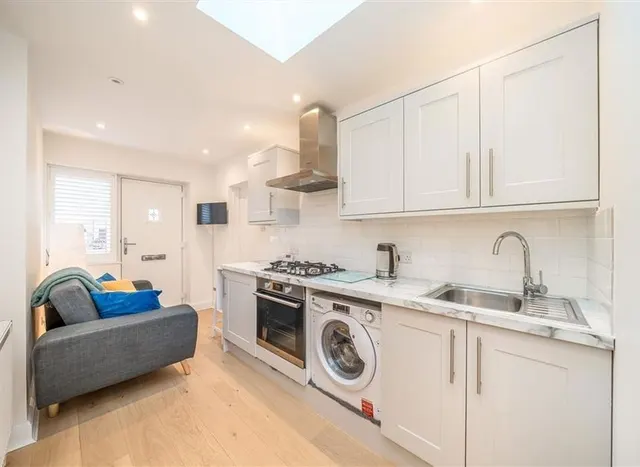 Photo 2 — Crathie Road, Lee, SE12