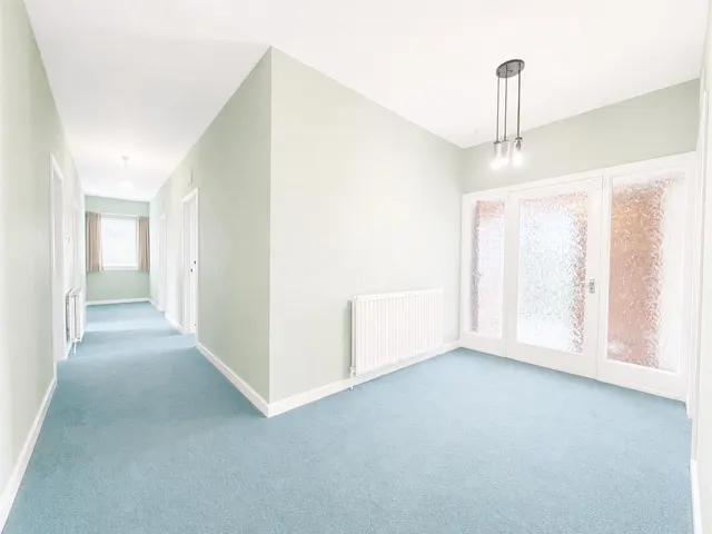 Photo 3 — Braxfield Road, Lanark, ML11 9BS