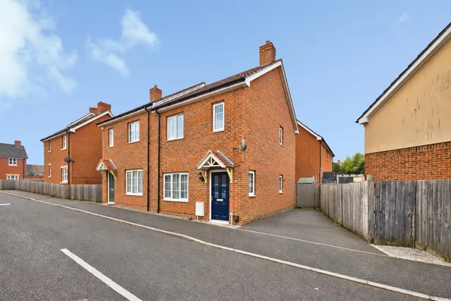 Sherwell Close, Yeovil, BA21, photo 1