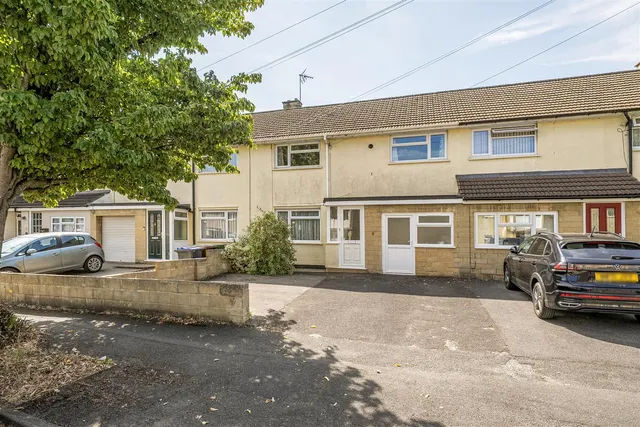 Wessex Road, Chippenham, SN14, photo 1