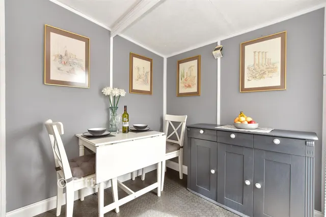 Ventnor Road, Apse Heath, PO36, photo 3