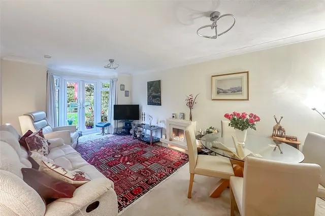 Angmering, BN16, photo 3