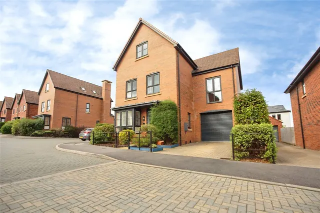 Harvest Street, Cheltenham, GL52, photo 1