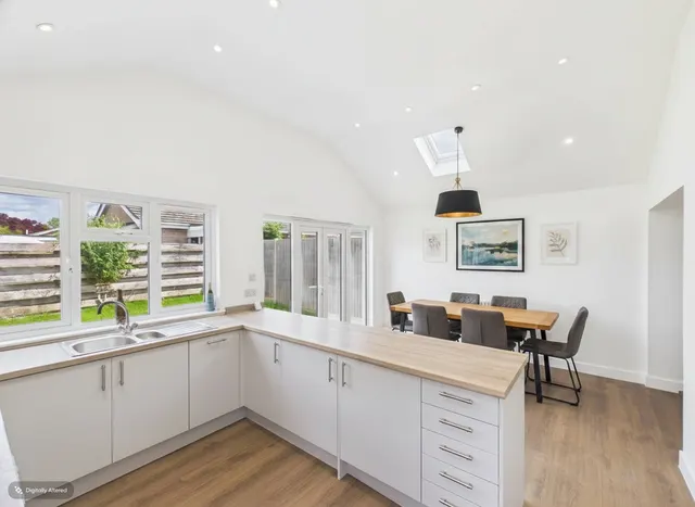 Pretyman Avenue, Bacton, photo 1