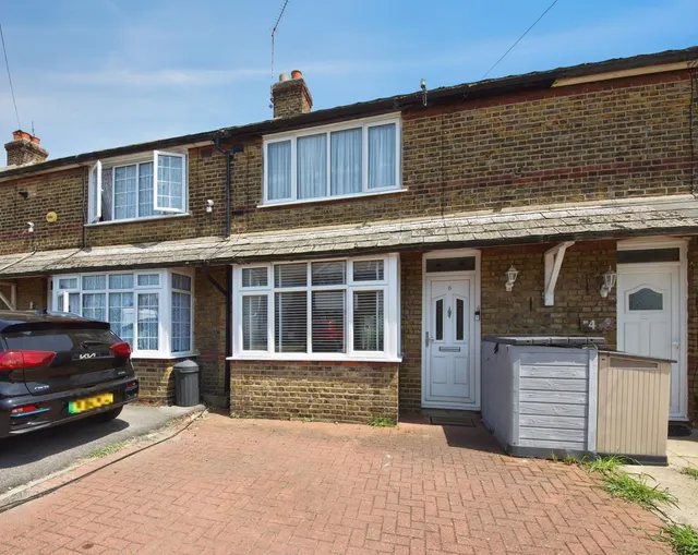 Stanford Close, Romford, RM7, photo 1