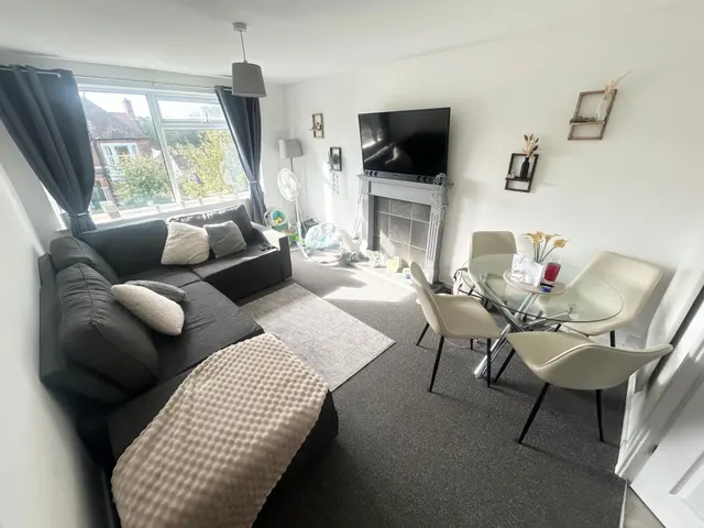 Ashby Road, Burton upon Trent, DE15, photo 2