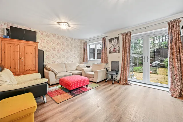 Hurrell Drive, Harrow, HA2, photo 3