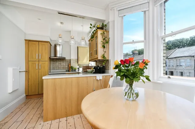 Photo 2 — Springfield Road, Brighton