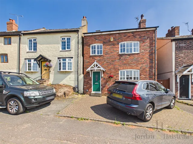 High Street, Frodsham, Cheshire, WA6 7HE, photo 1
