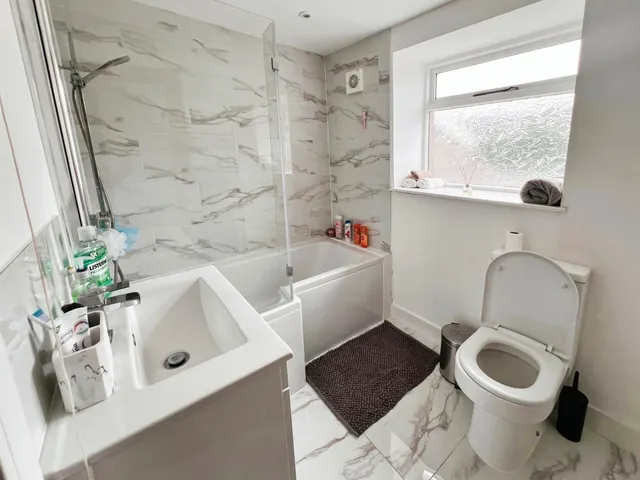 Miskin Road, Tonypandy, CF40, photo 2