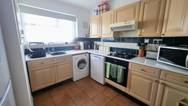 Romford Road, South Ockendon, RM15, photo 3