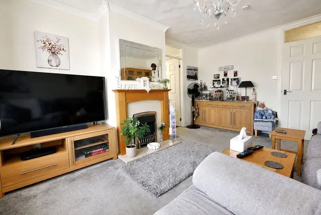 Photo 3 — Highgate Close, Sutton-on-Sea, Lincolnshire, LN12