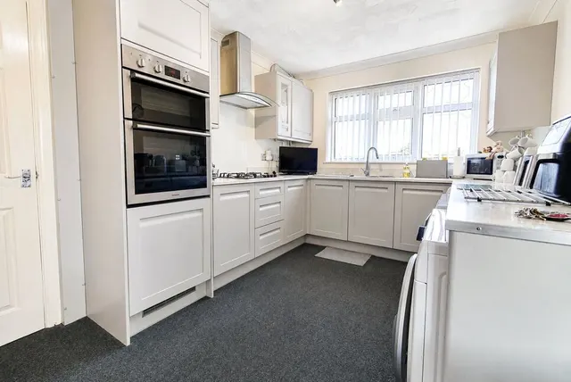 Photo 2 — Highgate Close, Sutton-on-Sea, Lincolnshire, LN12