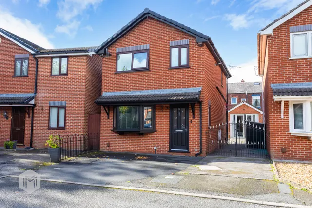 James Street, Kearsley, BL4, photo 1
