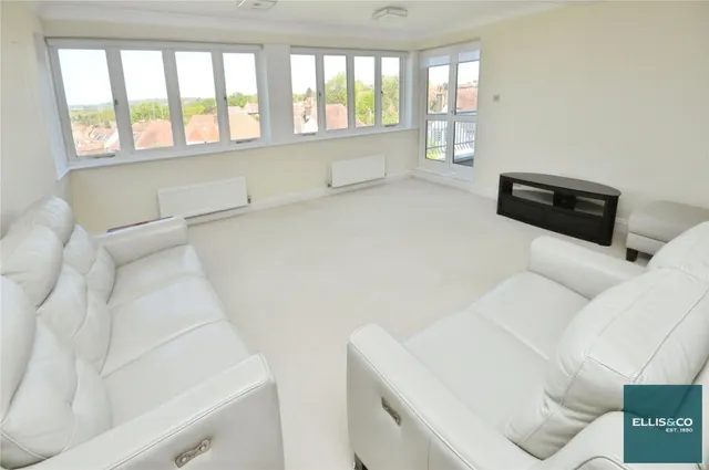 Hendon Lane, Finchley, N3, photo 3