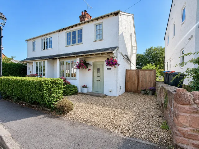 Puddington Lane, Puddington, CH64, photo 1