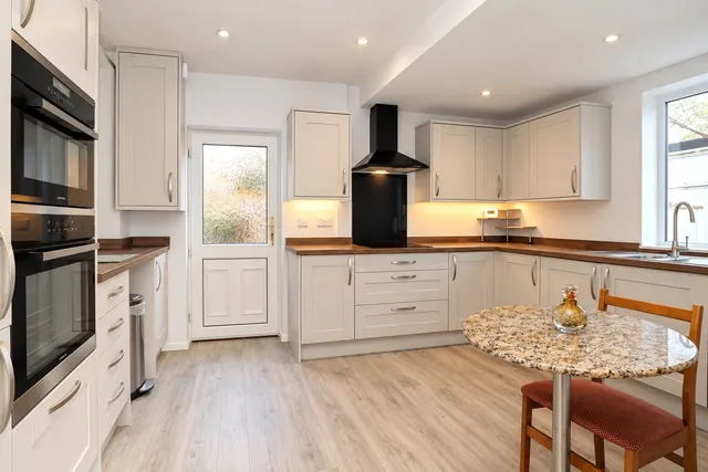 Greenmeads, Woking, GU22, photo 2