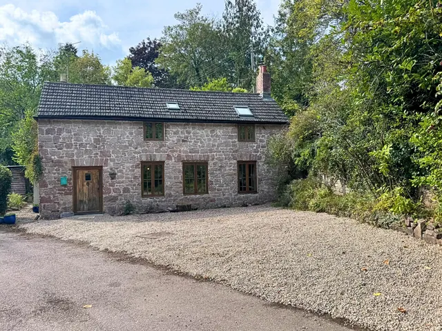 Well Vale Lane, Whitchurch, HR9, photo 1