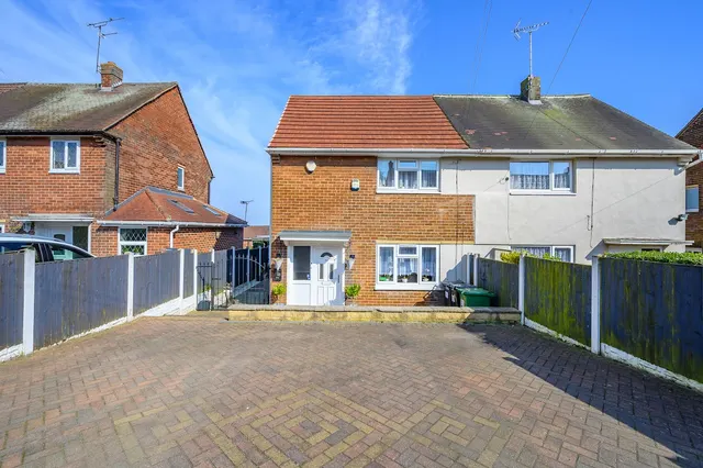 Springbank Road, Leeds, LS27, photo 1