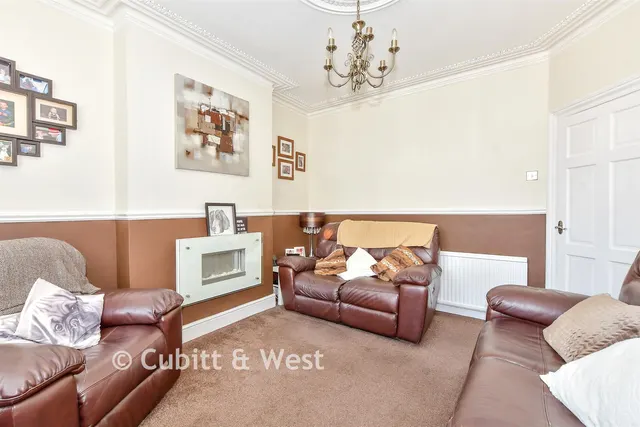 Chichester Road, Portsmouth, PO2, photo 3