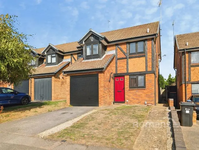 Ratby Close, Lower Earley, RG6, photo 1