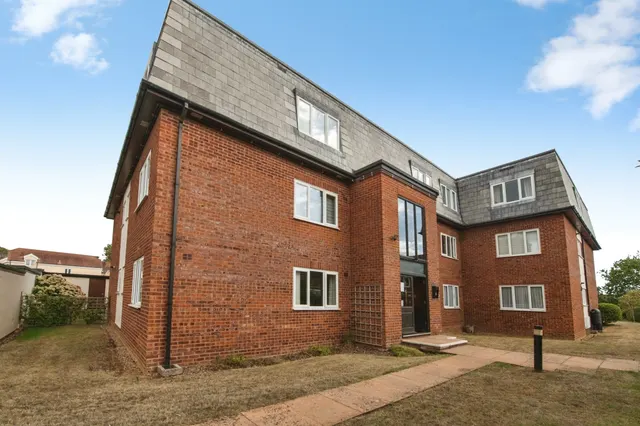 Cranford Avenue, Exmouth, photo 1