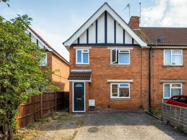 Landmead, Glastonbury, BA6, photo 1
