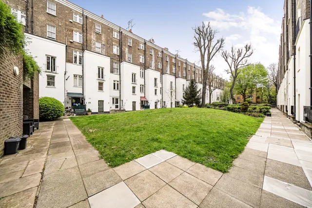 Photo 3 — Flat 8, 66 Gloucester Gardens, London