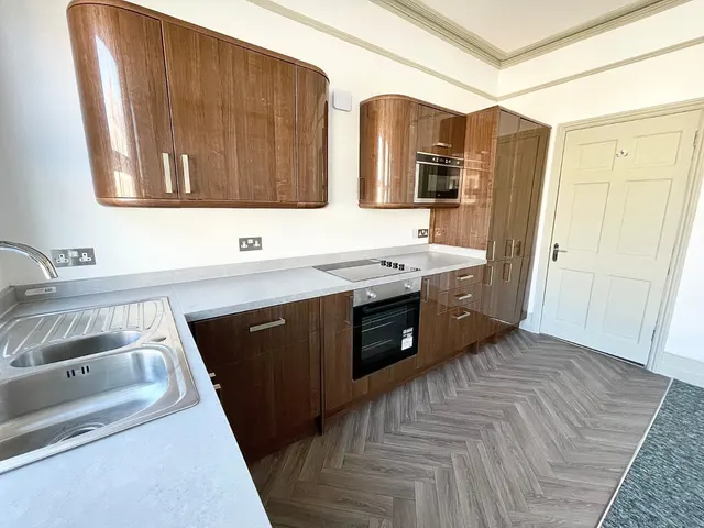 The Broadway, Broadstairs, CT10, photo 2