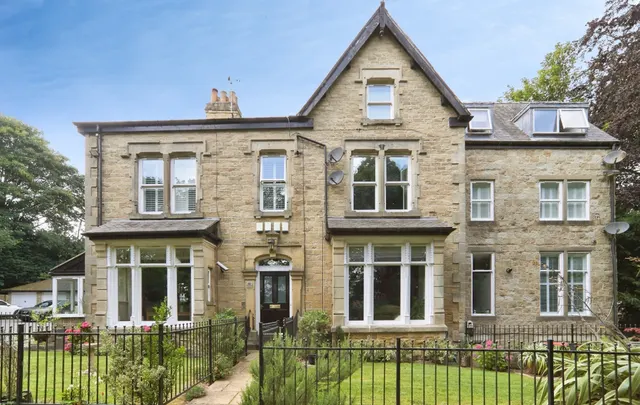 Old Park Road, LS8, photo 1