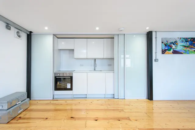 Photo 3 — Flat 1, 1 Scout Way, London