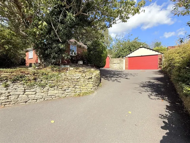 High Street Buckland Dinham, Frome, Somerset BA11 2QZ, photo 1