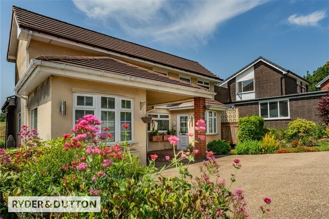 Tandlewood Park, Royton, OL2, photo 1